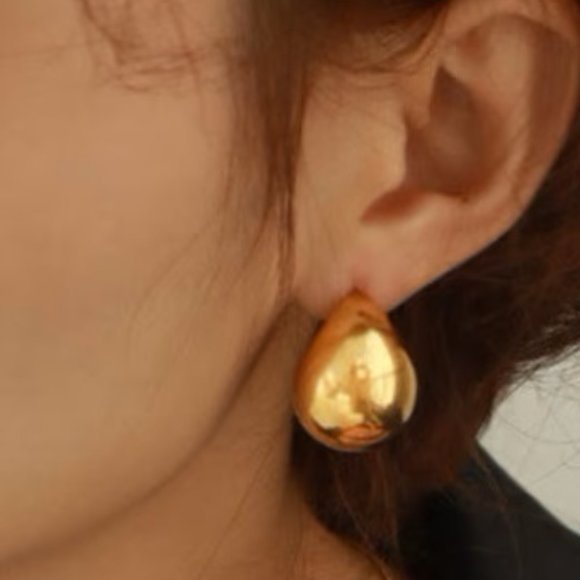 Chunky Wide Gold Filled Hoop Earrings - Picture 2 of 3